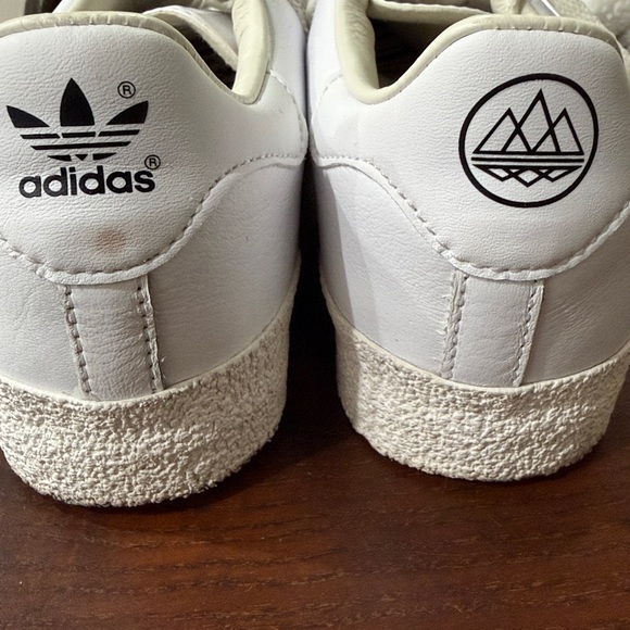 Adidas Yabisah Spezial Shoes - Picture 7 of 7